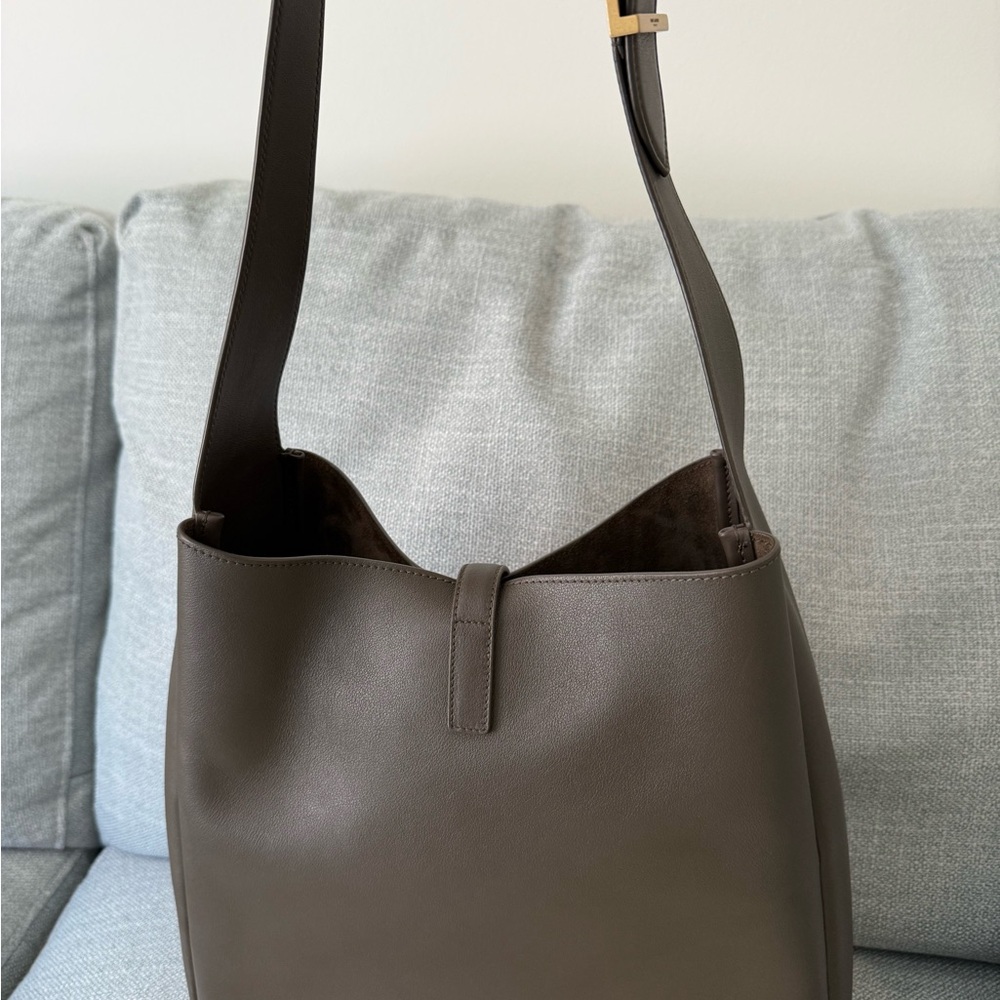 Saint Laurent Taupe Shoulder Bag with Gold Accent - Picture 2 of 11